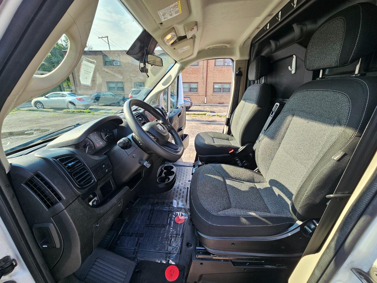 RAM ProMaster Cargo Van 1500 Low Roof 136" WB 2022