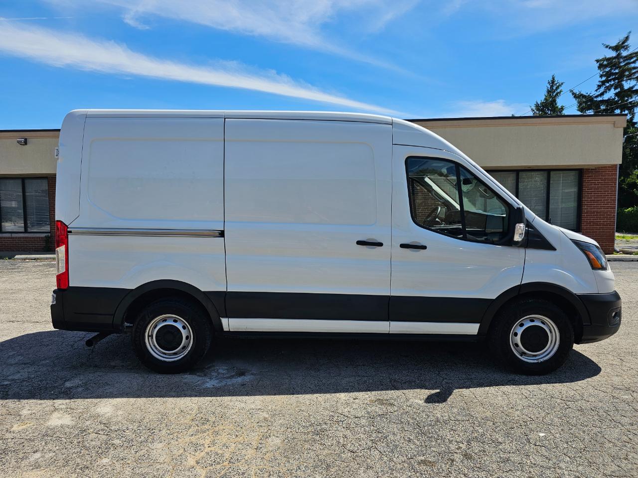 Ford Transit Cargo Van T-150 130" Med Rf 8670 GVWR RWD 2020
