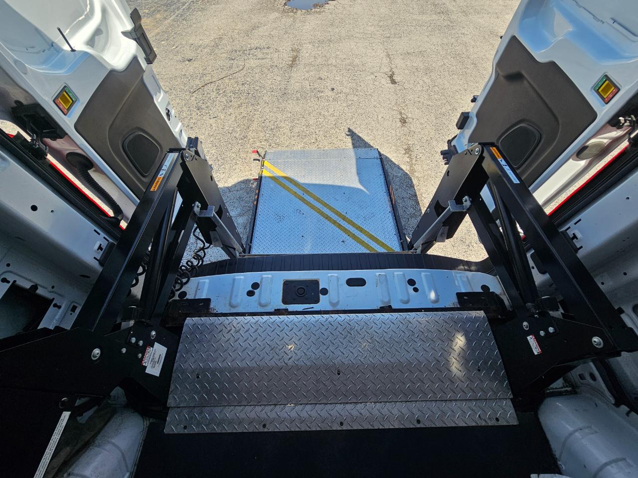 Ford Transit Cargo Van T-150 130" Med Rf 8670 GVWR RWD 2020
