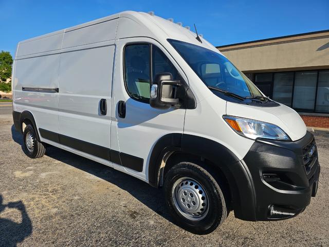 White 2026 RAM ProMaster Van Front-Wheel Drive Automatic