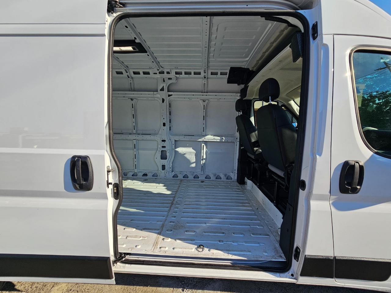 RAM ProMaster Cargo Van Tradesman 2500 High Roof 159" WB w/Pass Seat 2026