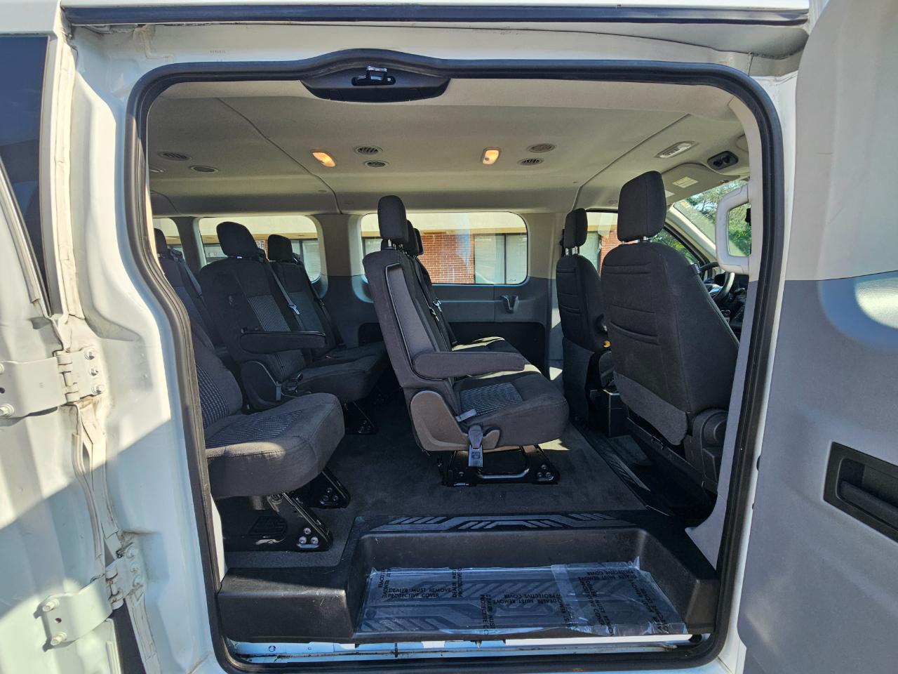 Ford Transit Passenger Wagon T-350 148" Low Roof XLT Swing-Out RH Dr 2019