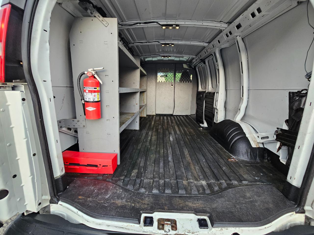 Chevrolet Express Cargo Van RWD 3500 135" 2020