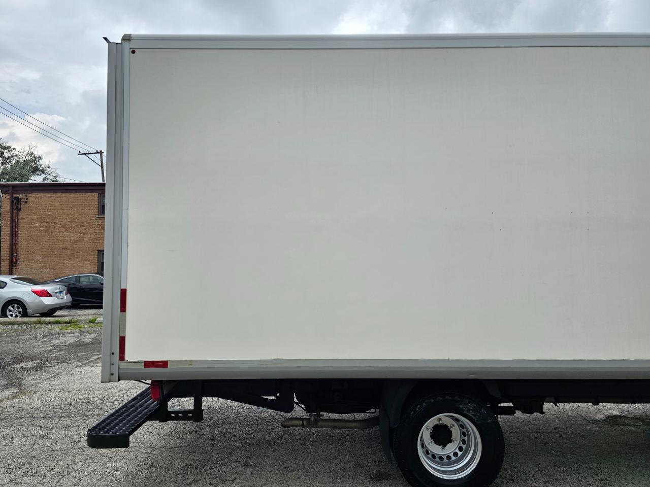 Mercedes-Benz Sprinter Chassis-Cabs 2WD Reg Cab 144" WB 2014