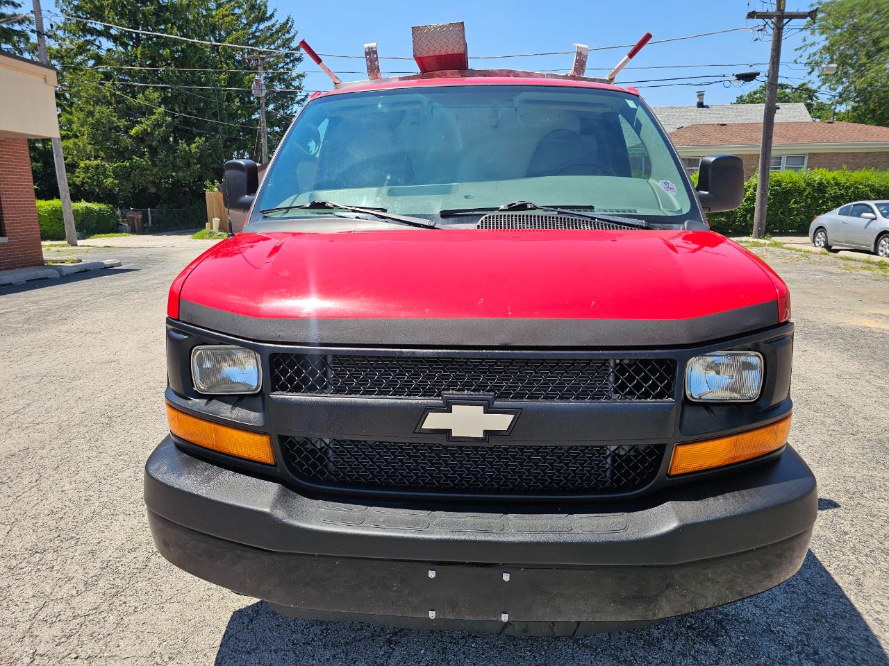 Chevrolet Express Cargo Van RWD 1500 135" 2013