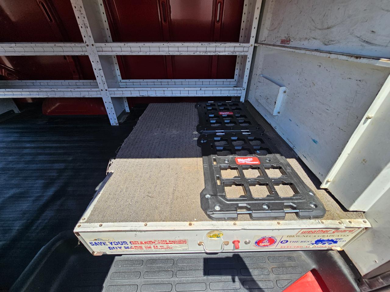 Chevrolet Express Cargo Van RWD 1500 135" 2013