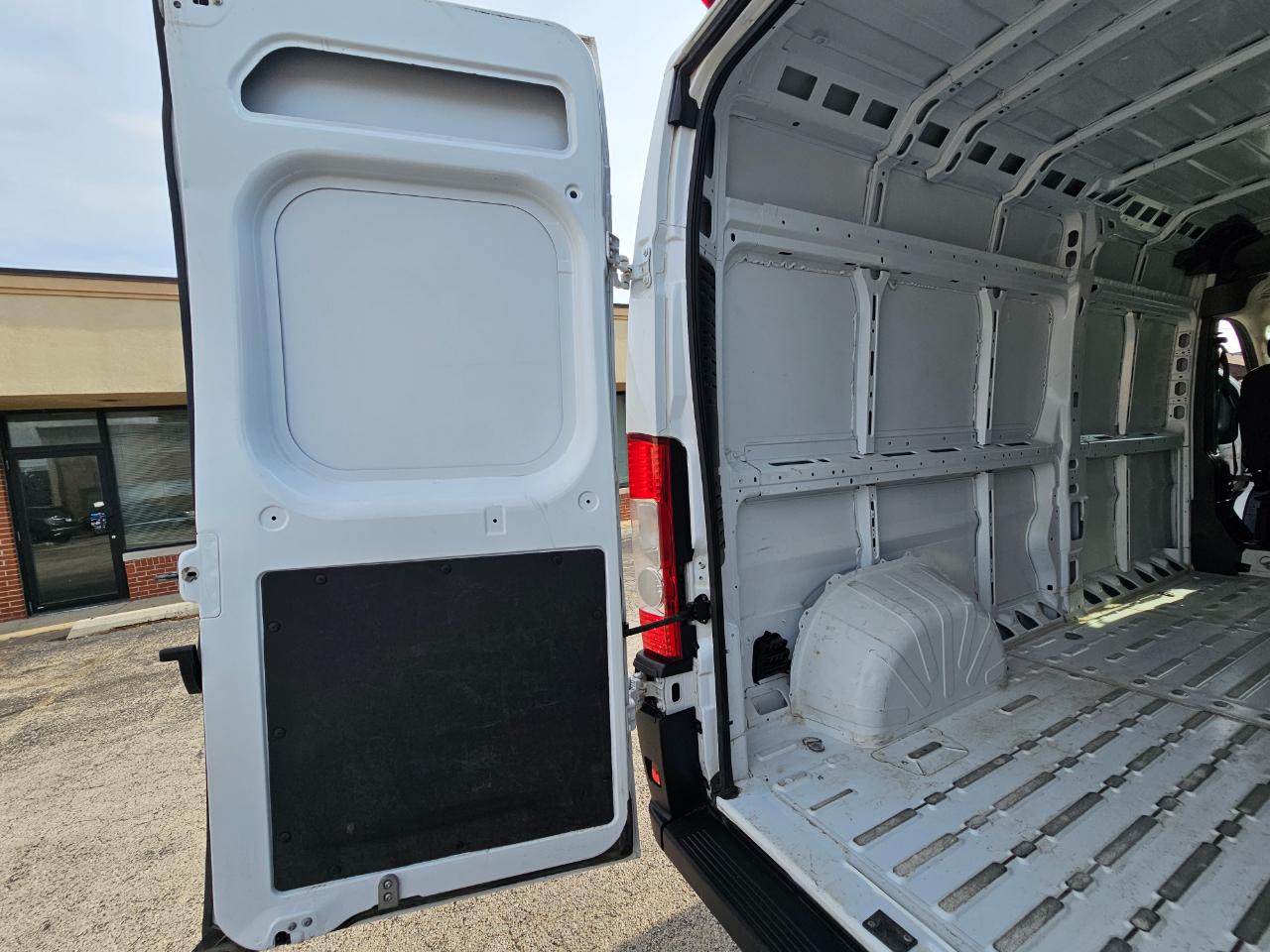 RAM ProMaster Cargo Van Tradesman 3500 High Roof 159" WB w/Pass Seat 2025