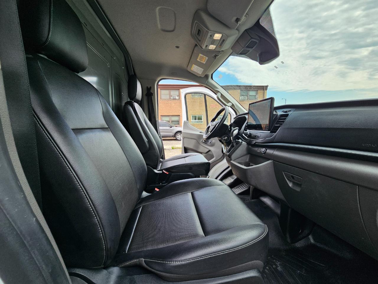 Ford Transit Cargo Van T-250 130" Low Rf 9070 GVWR AWD 2022