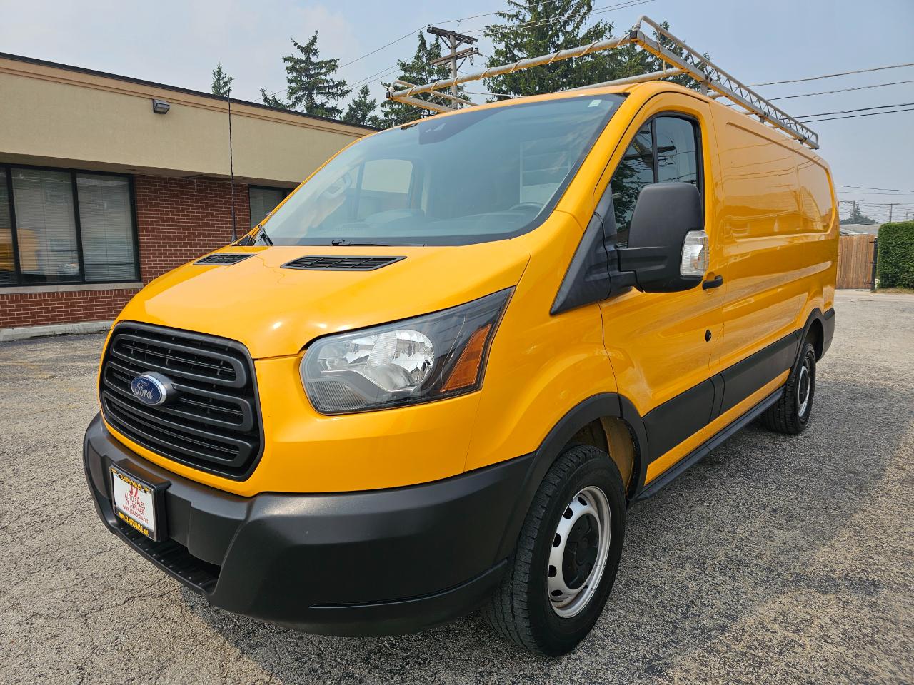 Ford Transit Van T-250 130" Low Rf 9000 GVWR Swing-Out RH Dr 2019