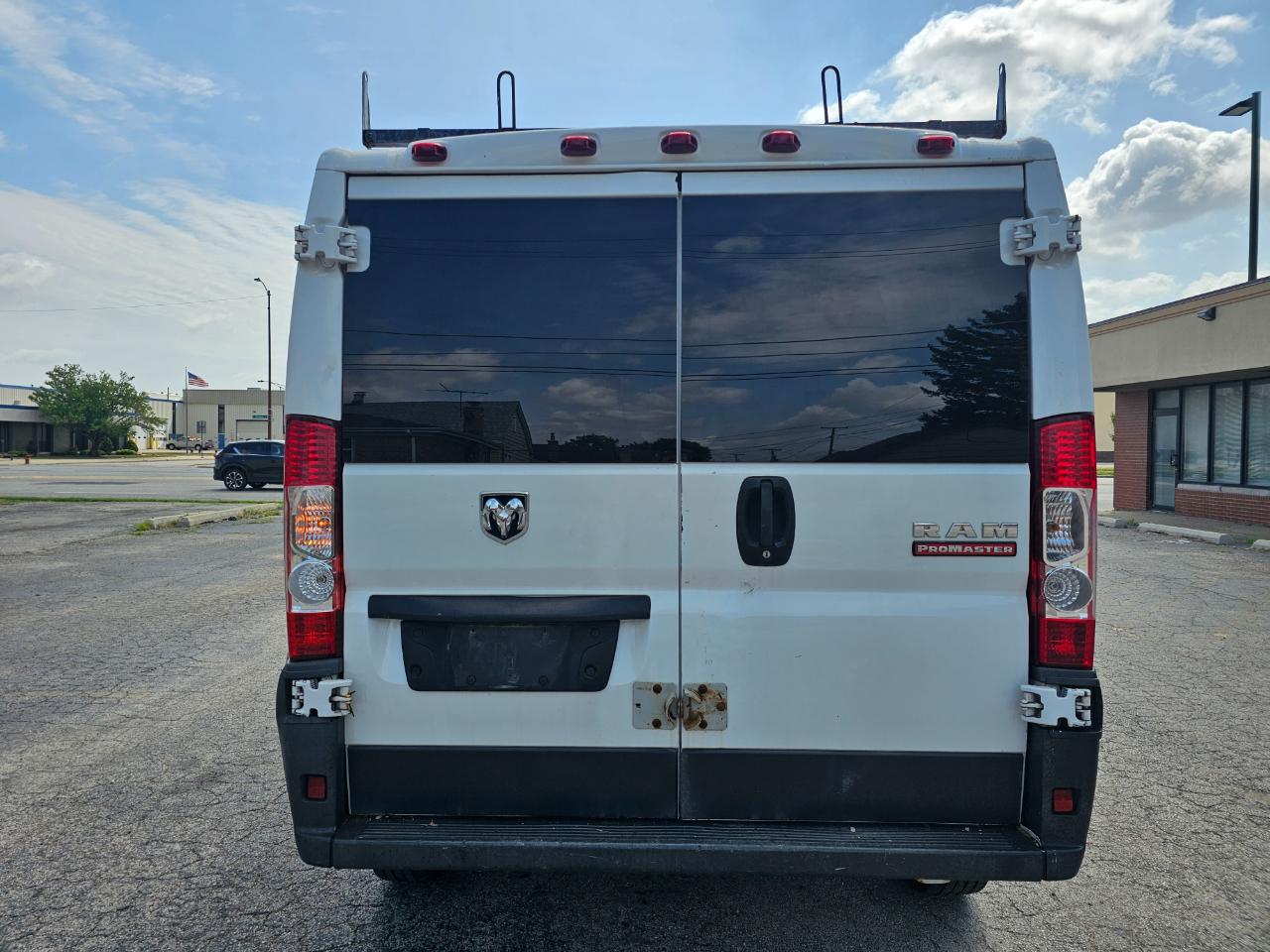 RAM ProMaster Cargo Van 1500 Low Roof 136" WB 2016