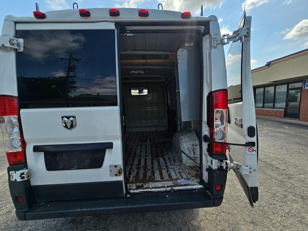 RAM ProMaster Cargo Van 1500 Low Roof 136" WB 2016