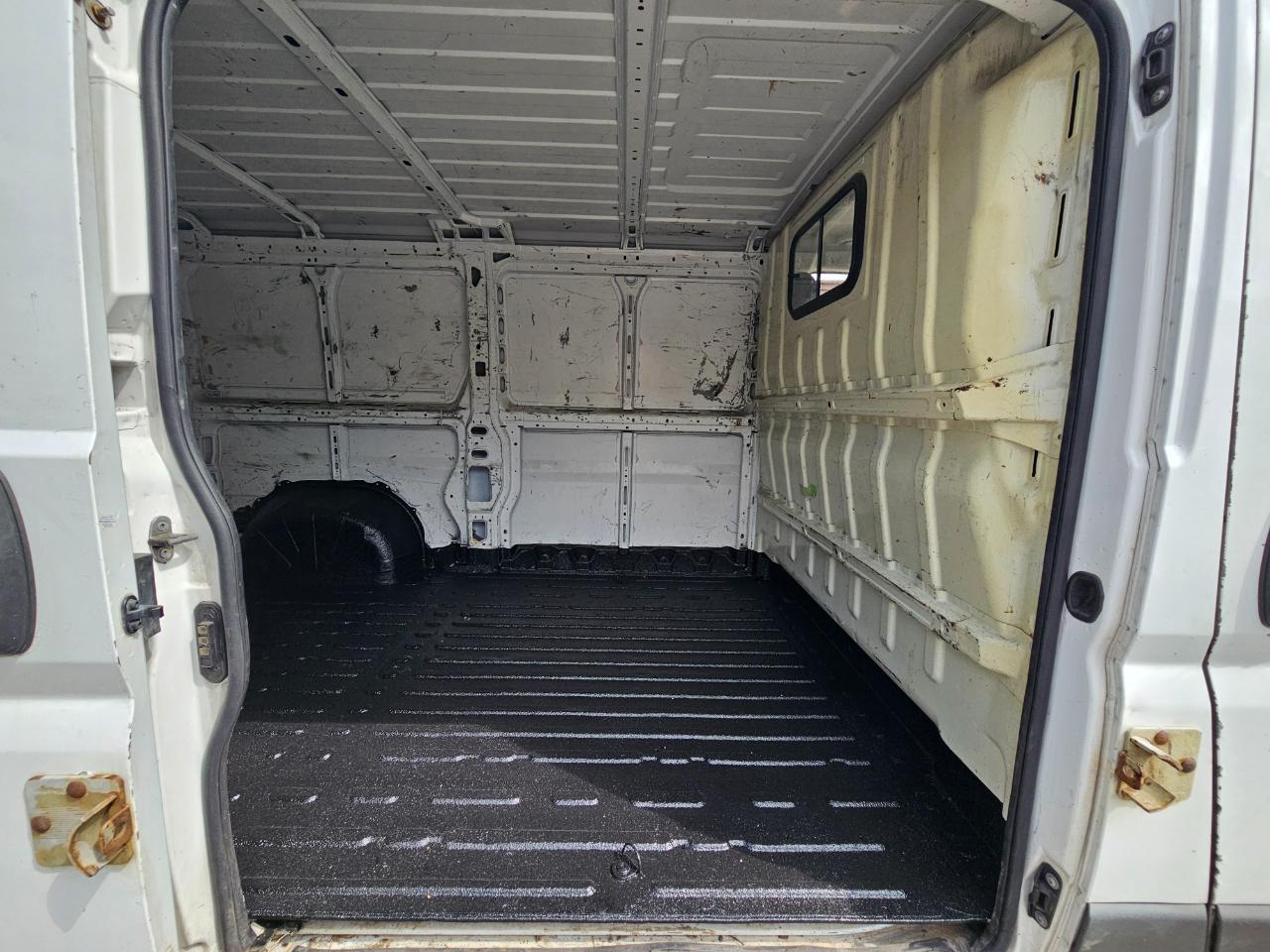 RAM ProMaster Cargo Van 1500 Low Roof 136" WB 2016