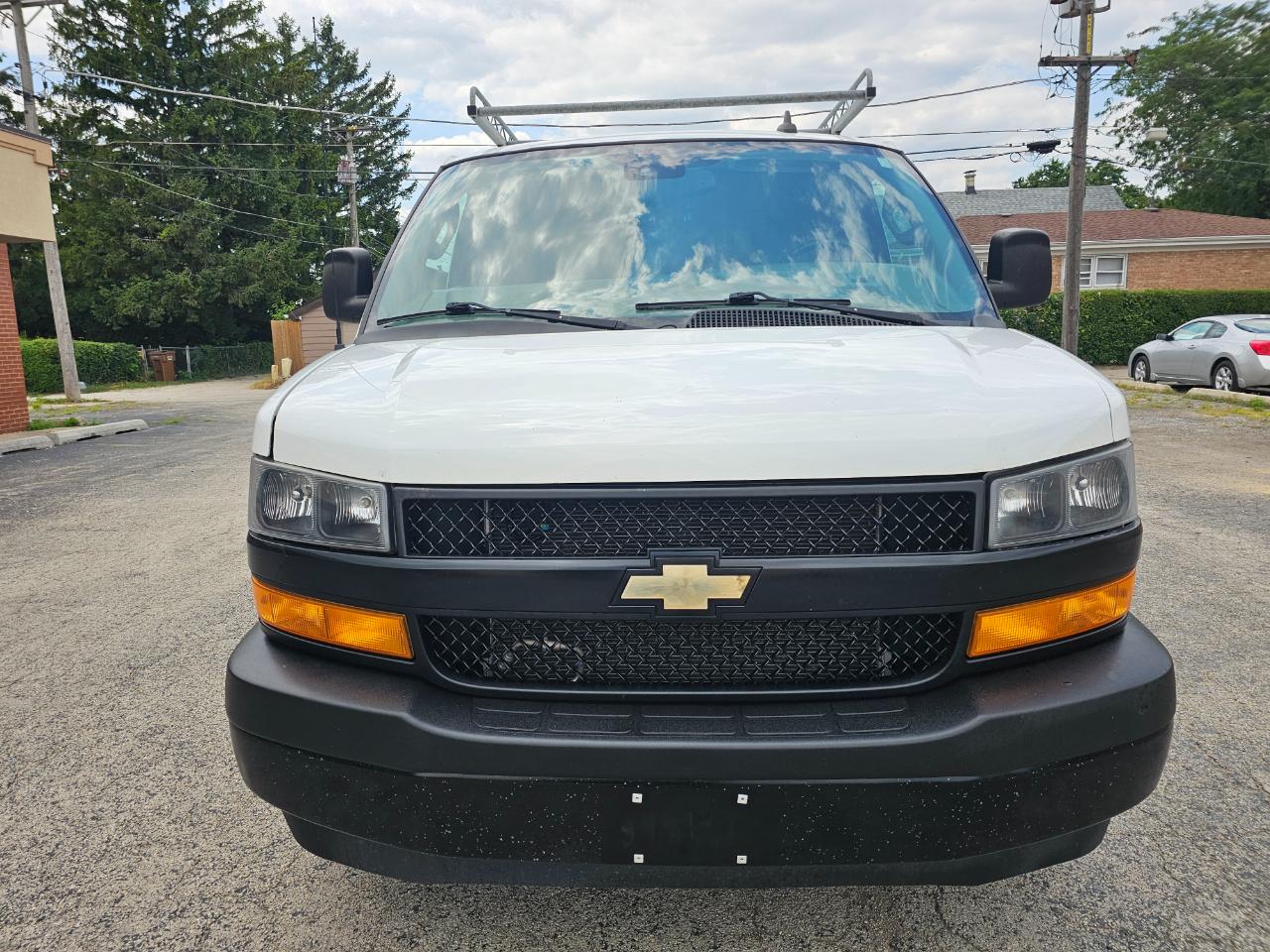 Chevrolet Express Cargo Van RWD 3500 135" 2021