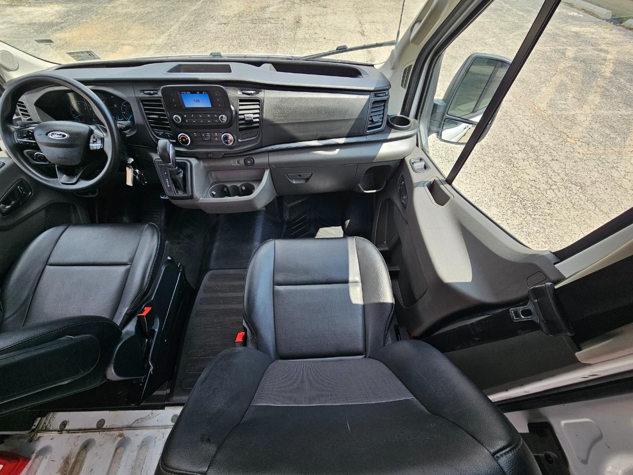 Ford Transit Cargo Van T-250 148" Med Rf 9070 GVWR RWD 2023