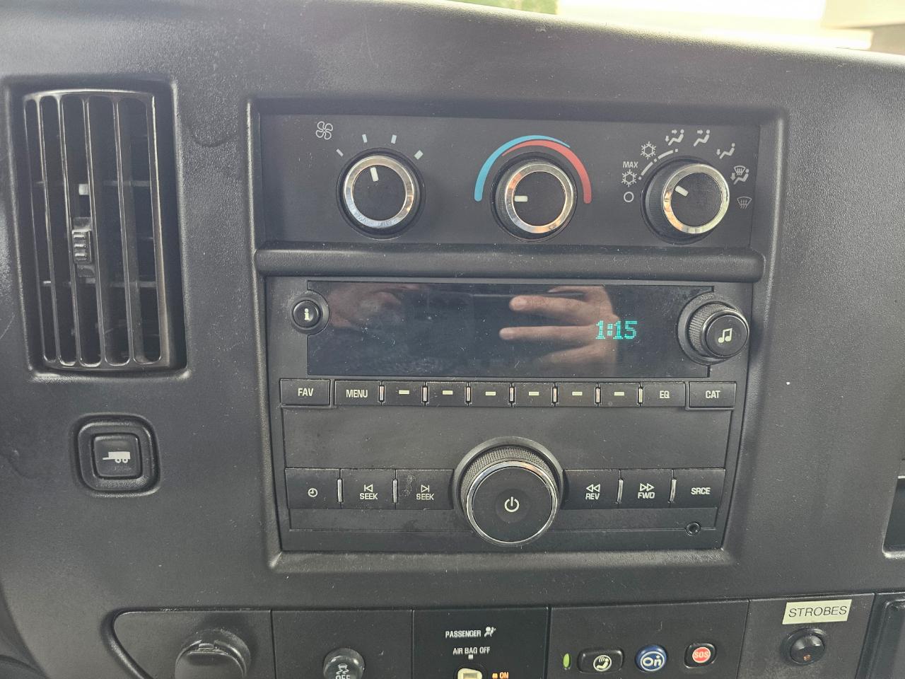 Chevrolet Express Cargo Van RWD 2500 135" 2020