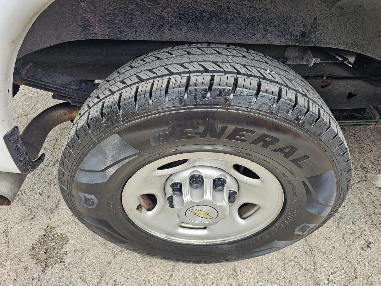 Chevrolet Express Cargo Van RWD 2500 135" 2020