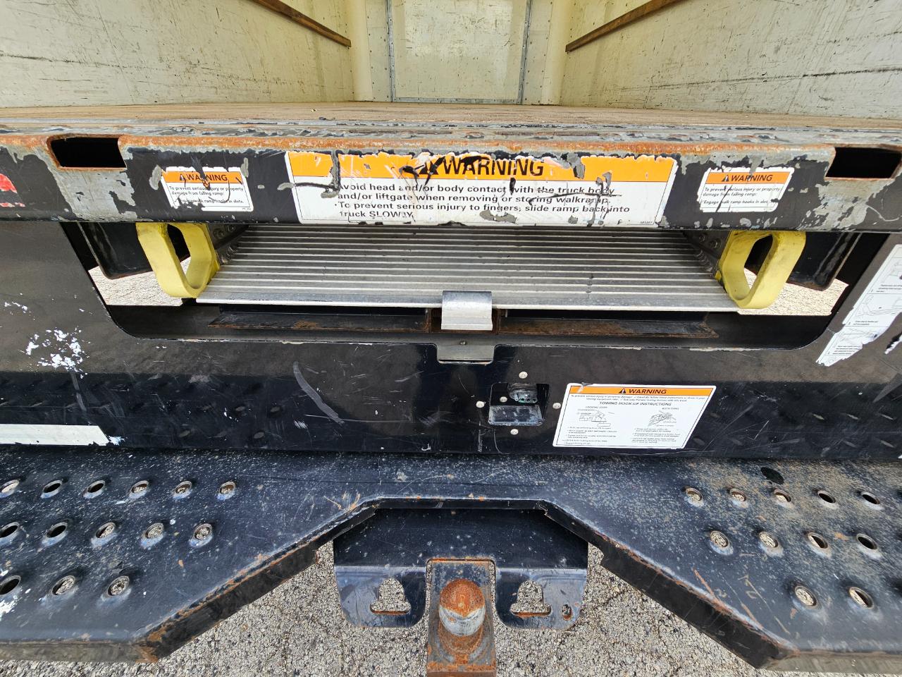 Ford E-Series Cutaway E-350 SRW 138" WB 2022