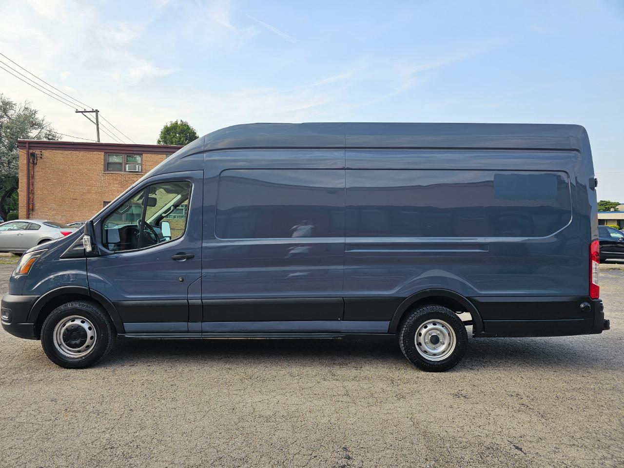 Ford Transit Cargo Van T-250 148" EL Hi Rf 9070 GVWR RWD 2020
