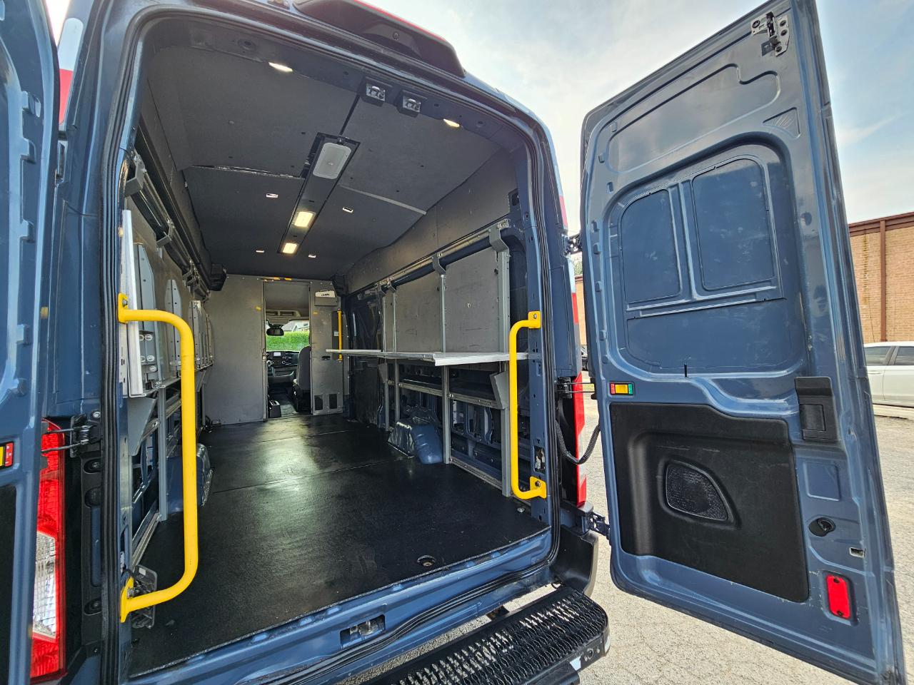 Ford Transit Cargo Van T-250 148" EL Hi Rf 9070 GVWR RWD 2020