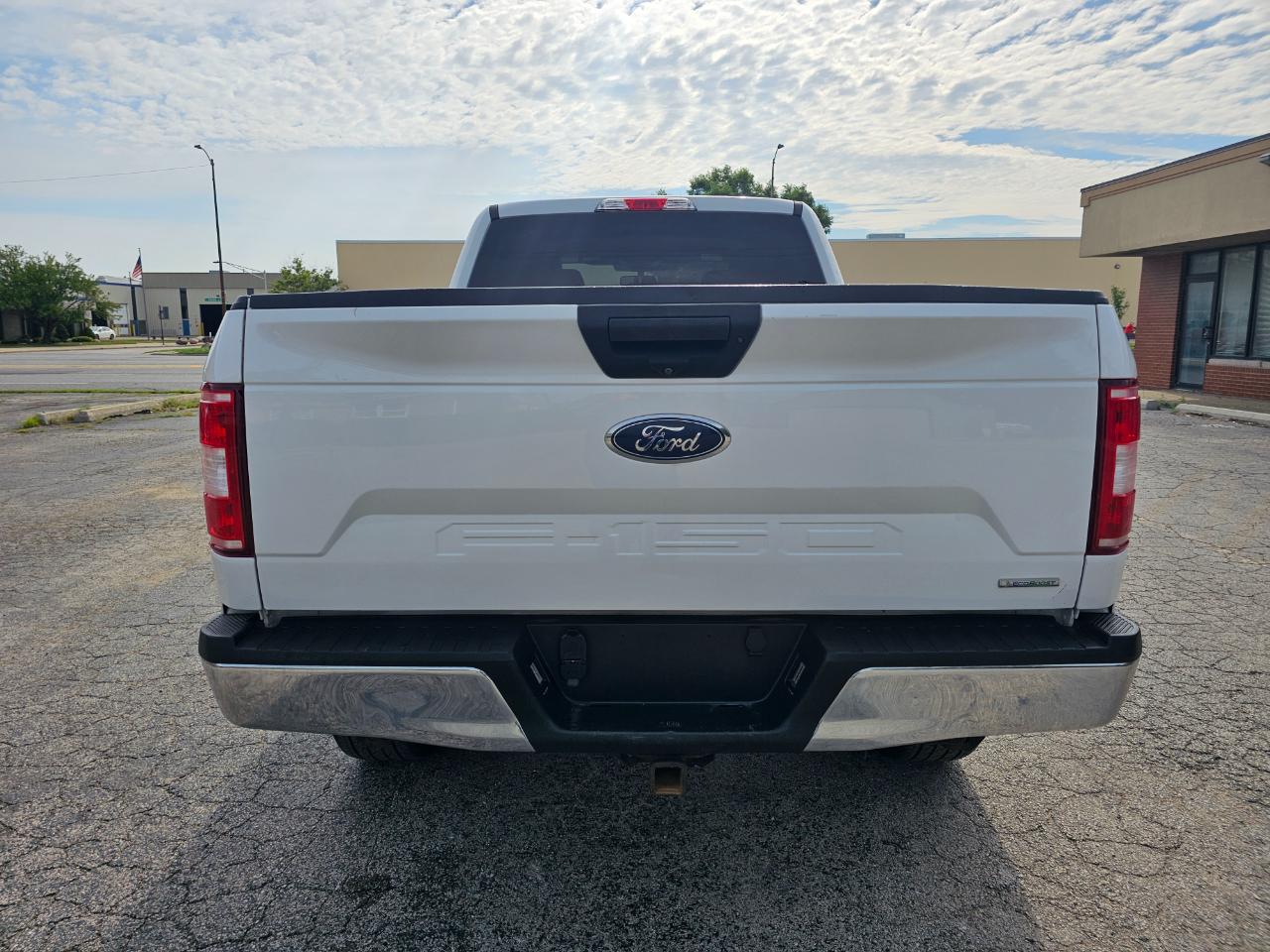 Ford F-150 4WD SuperCab 163" XLT w/HD Payload Pkg 2020
