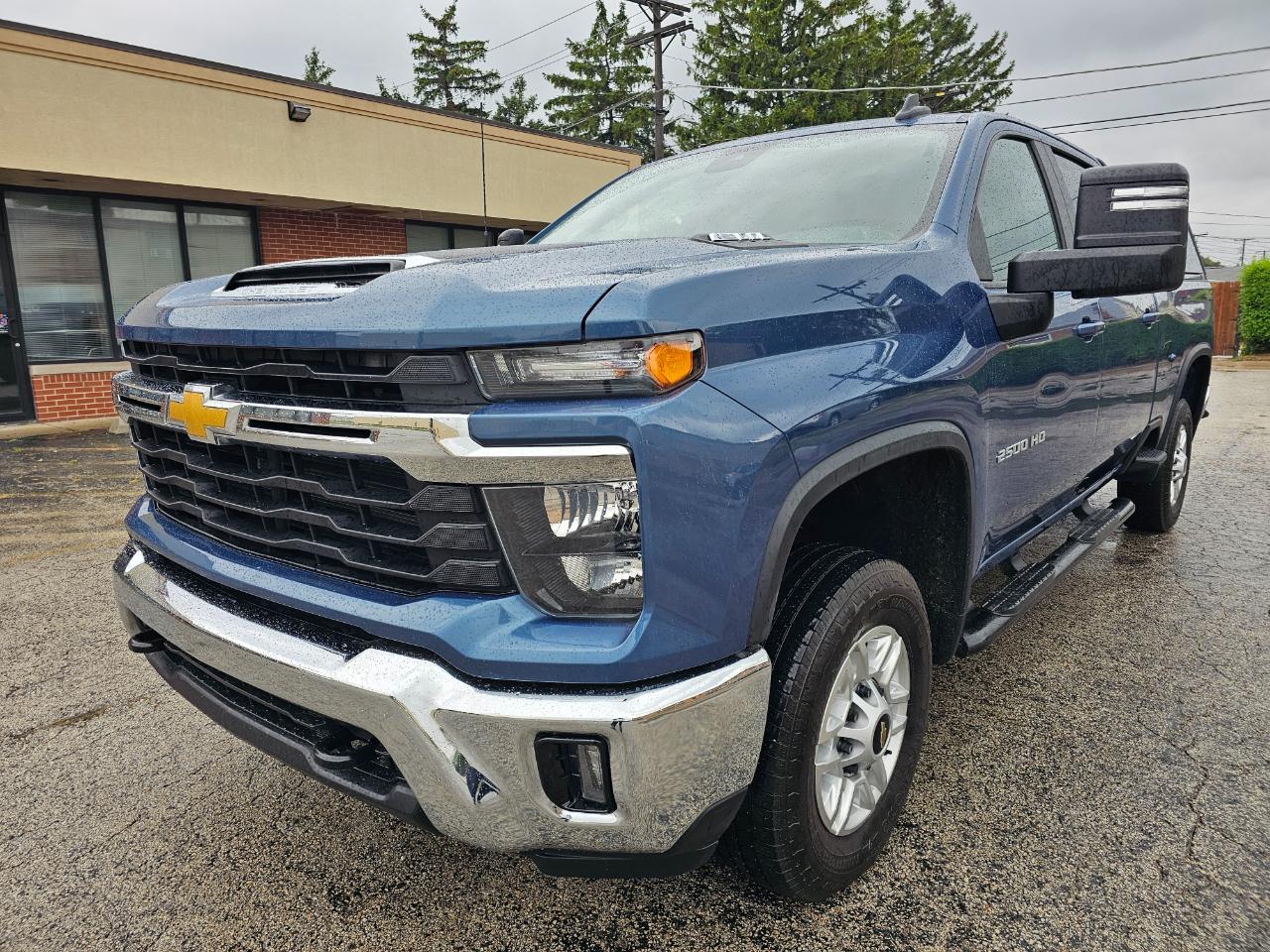 Chevrolet Silverado 2500HD 4WD Crew Cab 159" LT 2024