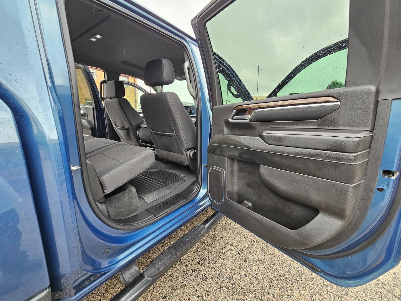Chevrolet Silverado 2500HD 4WD Crew Cab 159" LT 2024