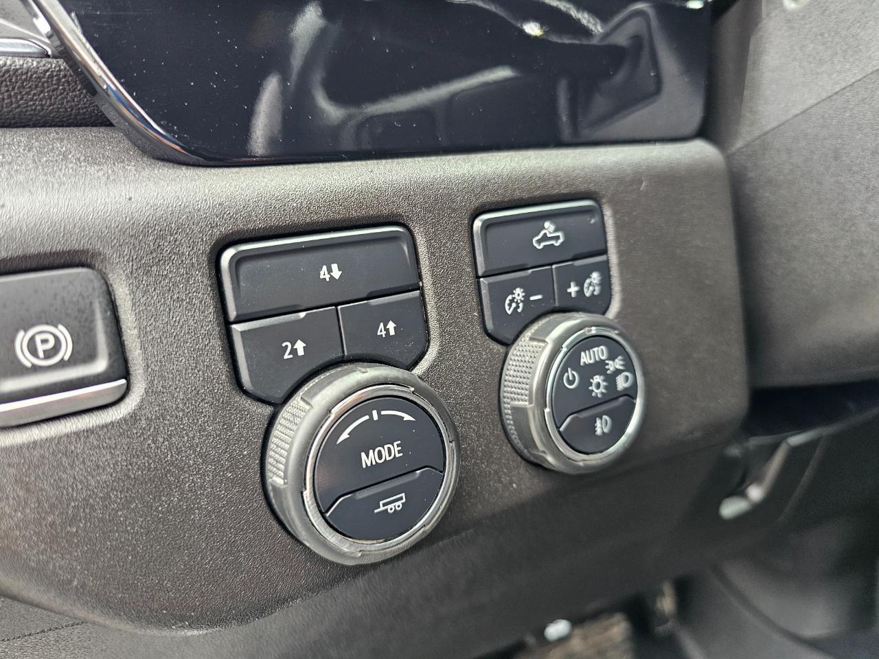 Chevrolet Silverado 2500HD 4WD Crew Cab 159" LT 2024