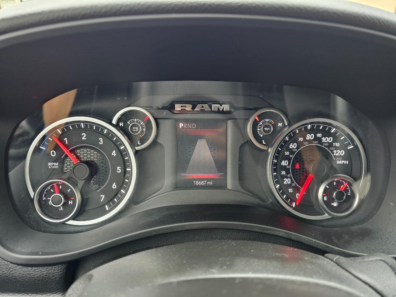 RAM 2500 Big Horn 4x4 Crew Cab 6'4" Box 2025