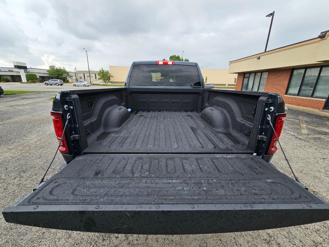 RAM 2500 Big Horn 4x4 Crew Cab 6'4" Box 2025