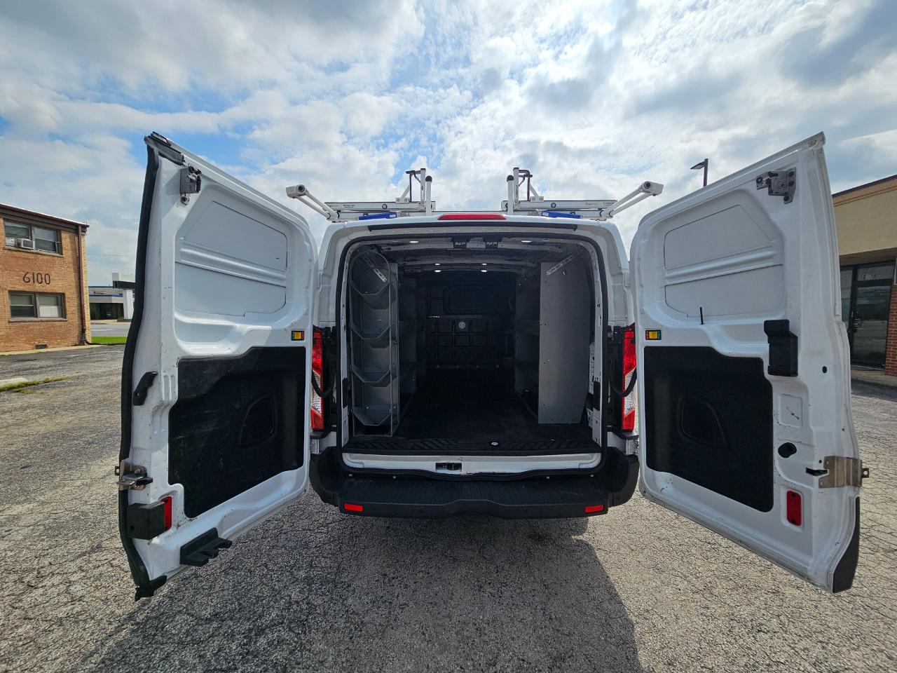 Ford Transit Van T-350 148" Low Rf 9500 GVWR Swing-Out RH Dr 2018