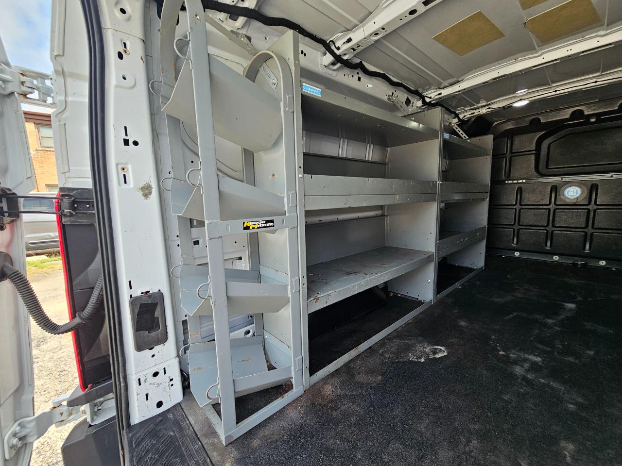 Ford Transit Van T-350 148" Low Rf 9500 GVWR Swing-Out RH Dr 2018
