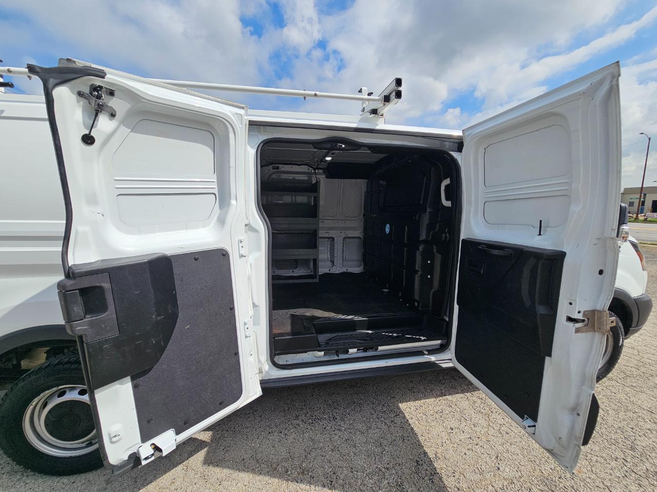 Ford Transit Van T-350 148" Low Rf 9500 GVWR Swing-Out RH Dr 2018