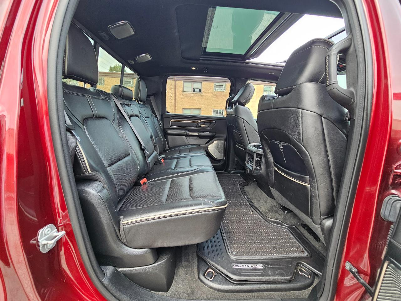 RAM 1500 Limited 4x4 Crew Cab 5'7" Box 2021