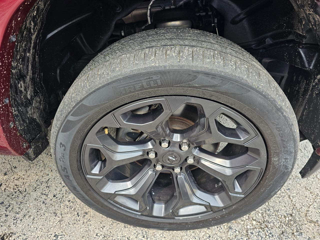 RAM 1500 Limited 4x4 Crew Cab 5'7" Box 2021