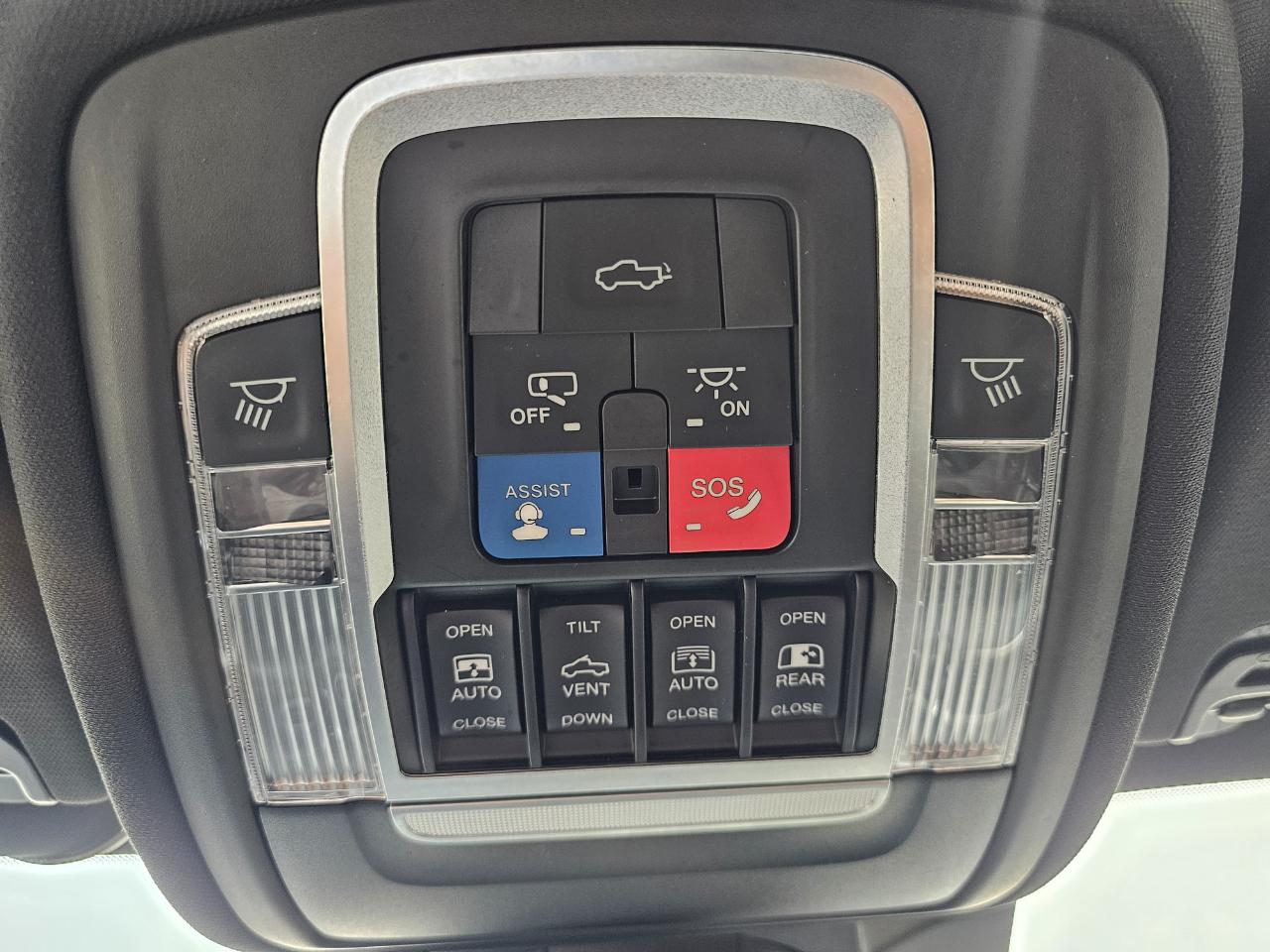 RAM 1500 Limited 4x4 Crew Cab 5'7" Box 2021