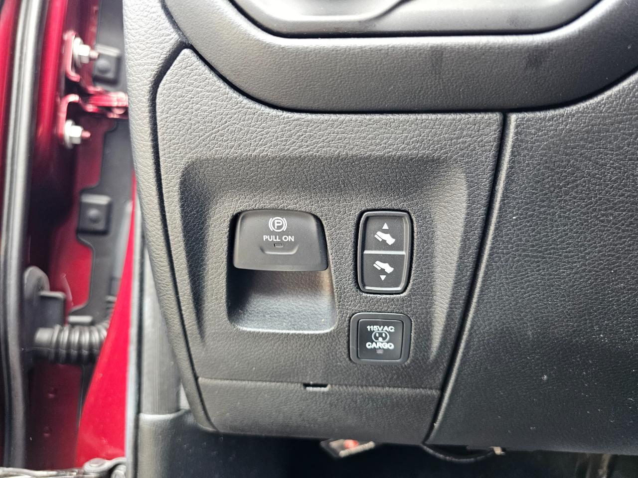 RAM 1500 Limited 4x4 Crew Cab 5'7" Box 2021
