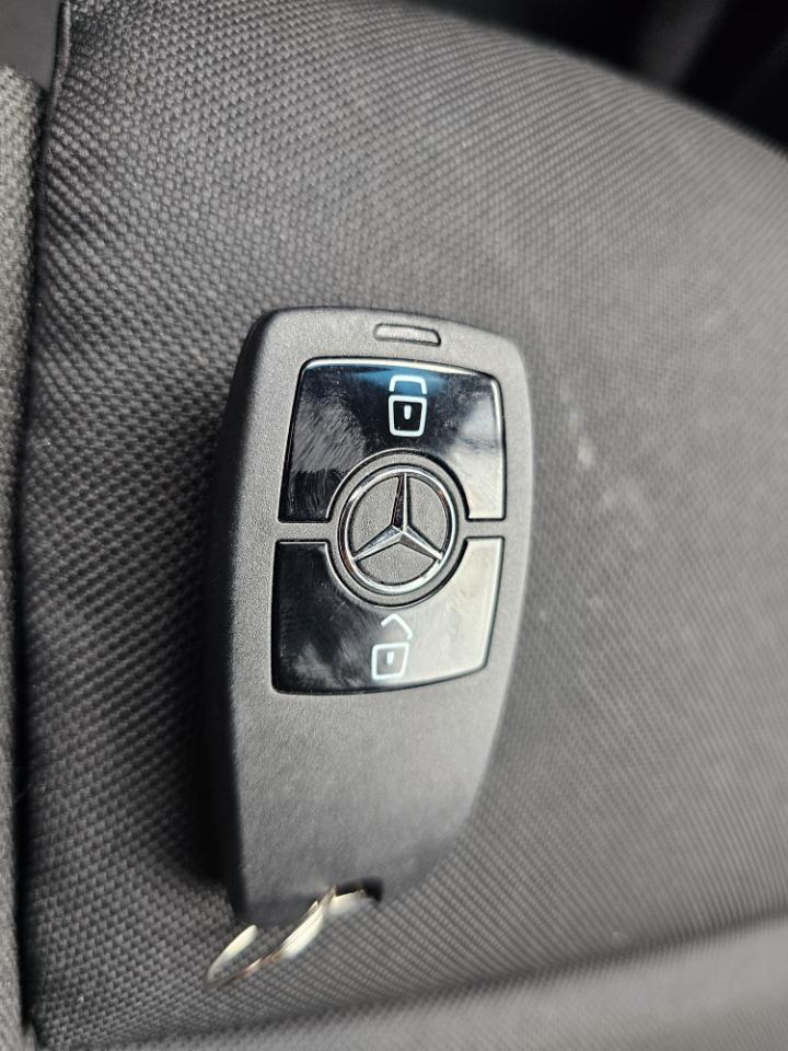 Mercedes-Benz Sprinter Van 2500 Standard Roof V6 144" RWD 2019