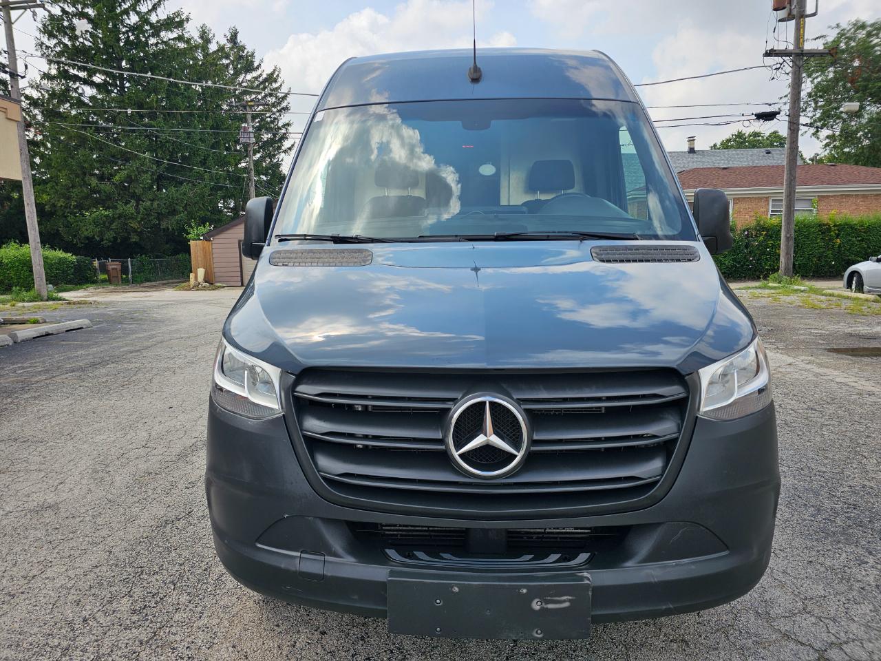 Mercedes-Benz Sprinter Van 2500 Standard Roof V6 144" RWD 2019