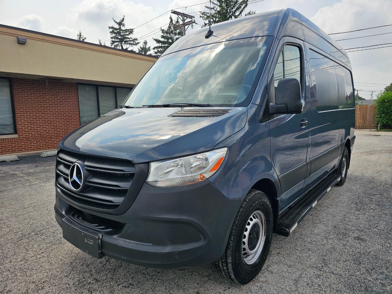 Mercedes-Benz Sprinter Van 2500 Standard Roof V6 144" RWD 2019