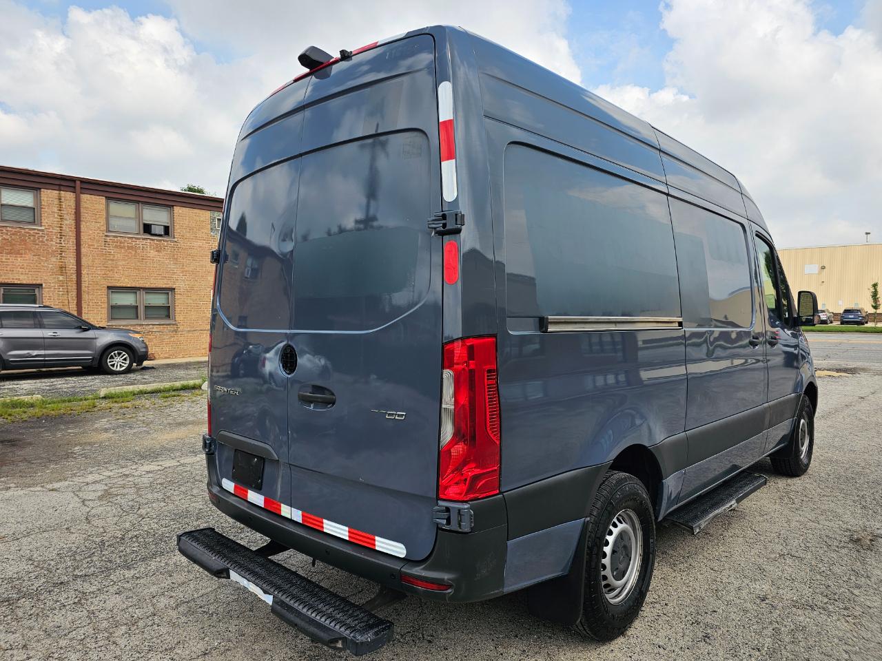 Mercedes-Benz Sprinter Van 2500 Standard Roof V6 144" RWD 2019