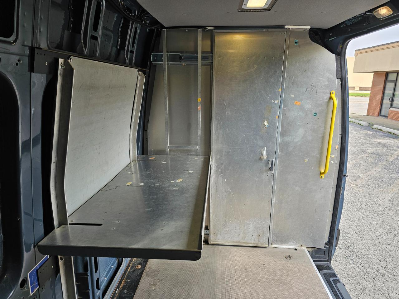 Mercedes-Benz Sprinter Van 2500 Standard Roof V6 144" RWD 2019