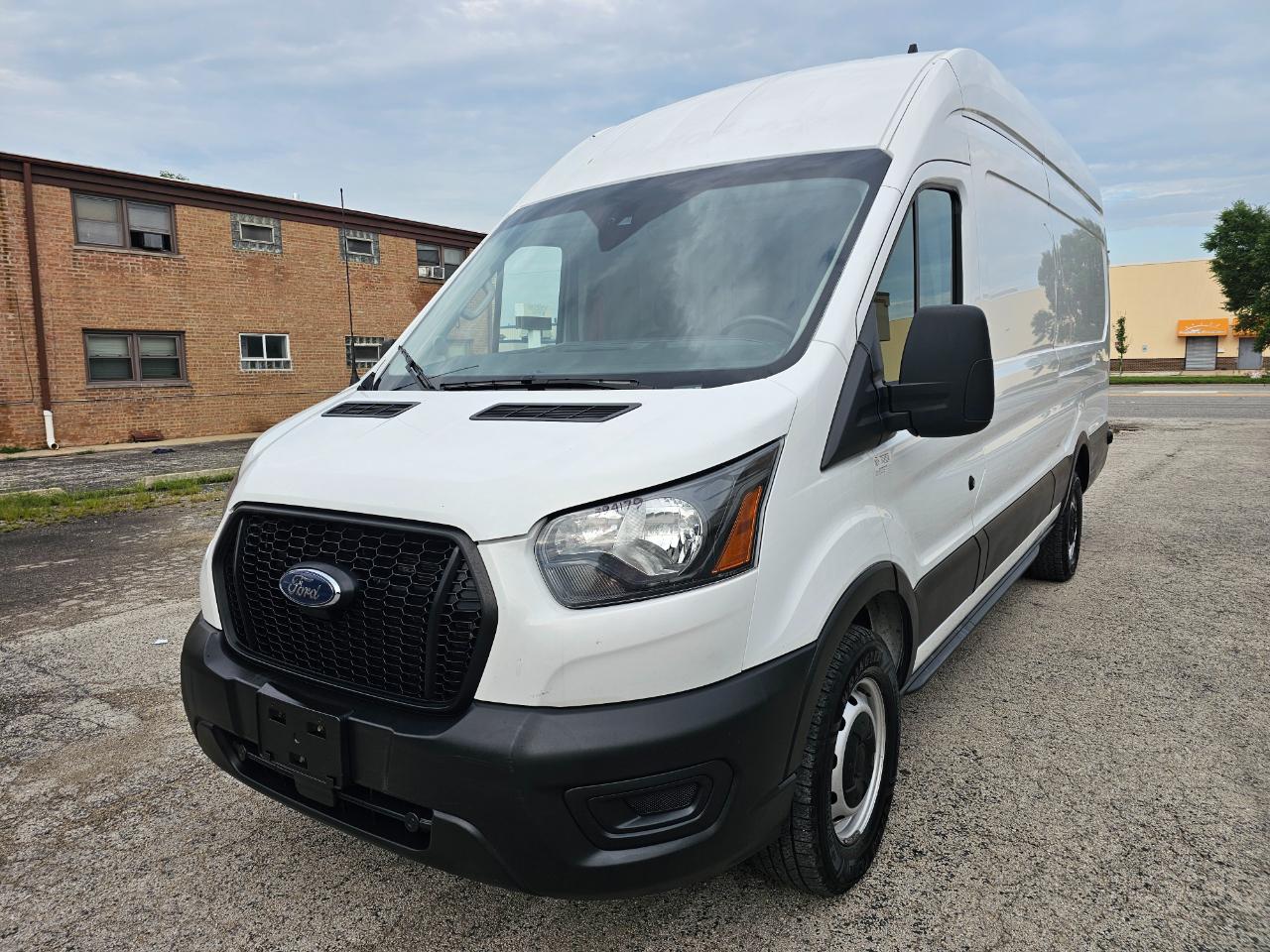 Ford Transit Cargo Van T-250 148" EL Hi Rf 9070 GVWR RWD 2023