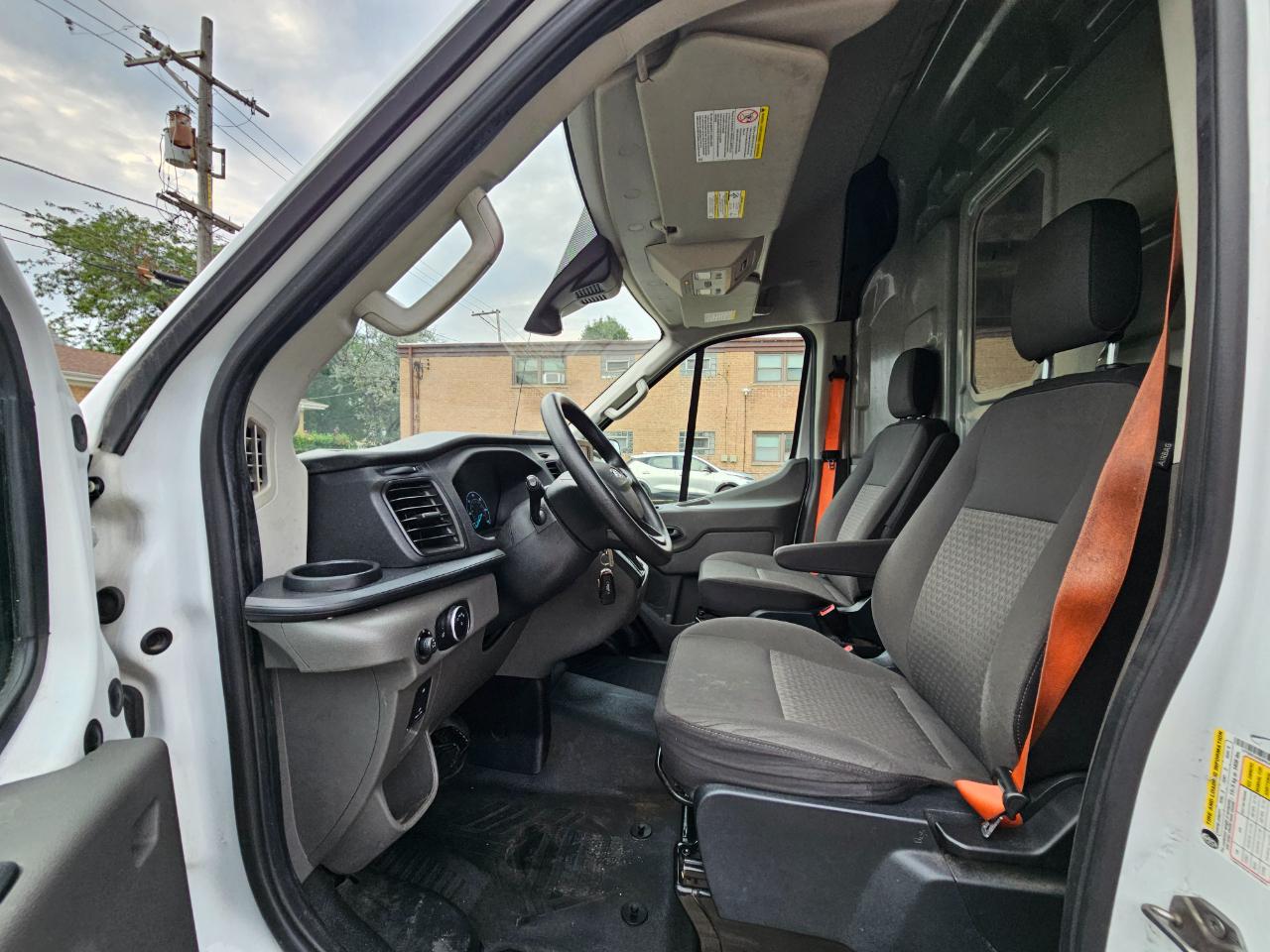 Ford Transit Cargo Van T-250 148" EL Hi Rf 9070 GVWR RWD 2023