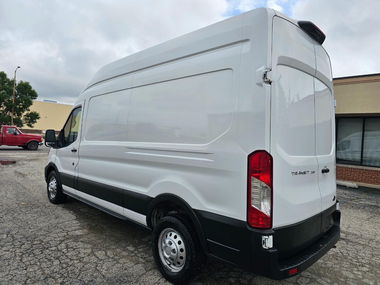 Ford Transit Cargo Van T-250 148" Hi Rf 9070 GVWR AWD 2022