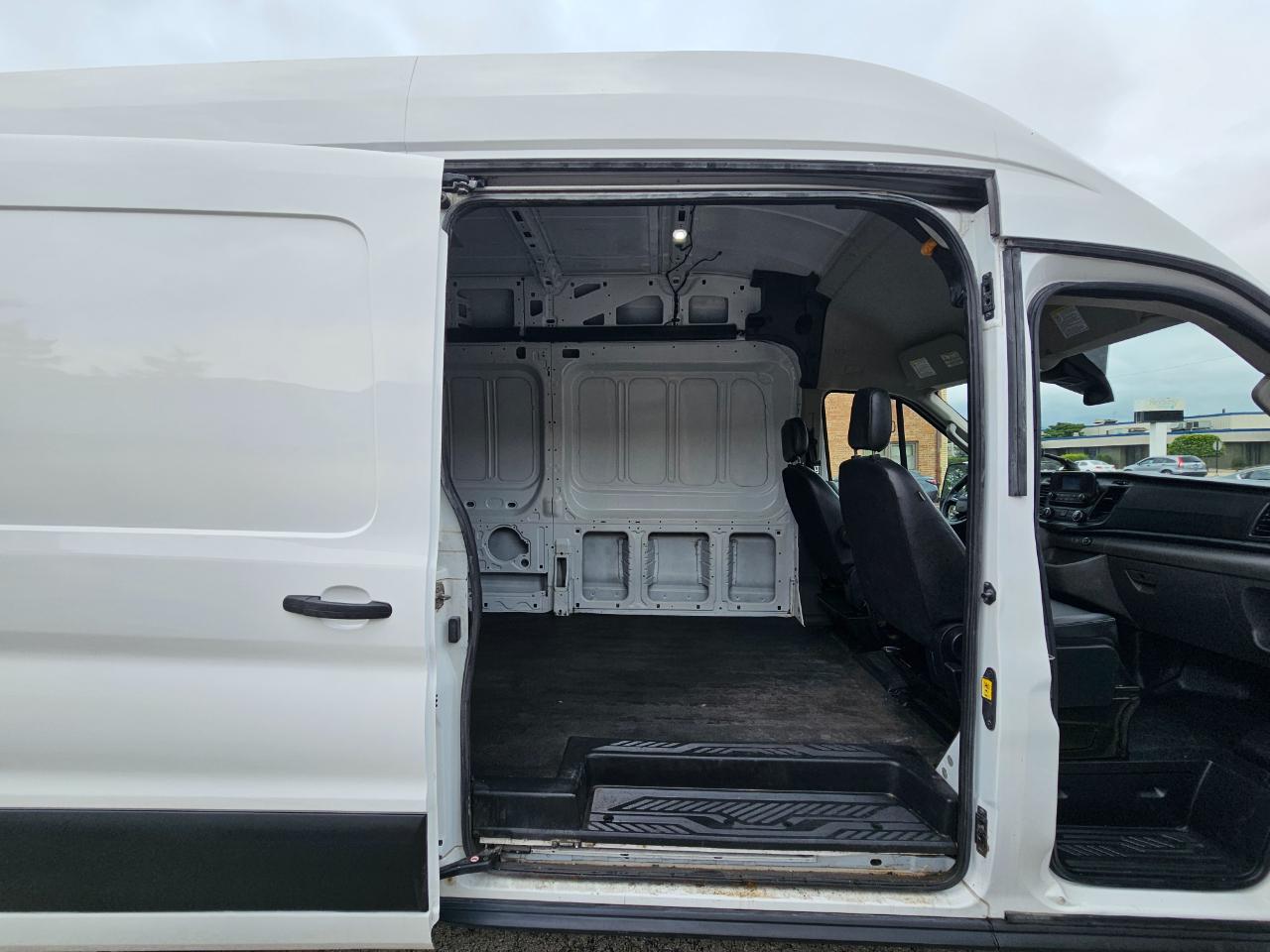 Ford Transit Cargo Van T-250 148" Hi Rf 9070 GVWR AWD 2022