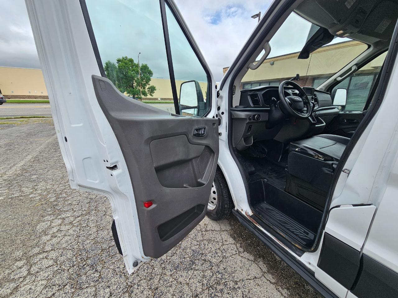 Ford Transit Cargo Van T-250 148" Hi Rf 9070 GVWR AWD 2022