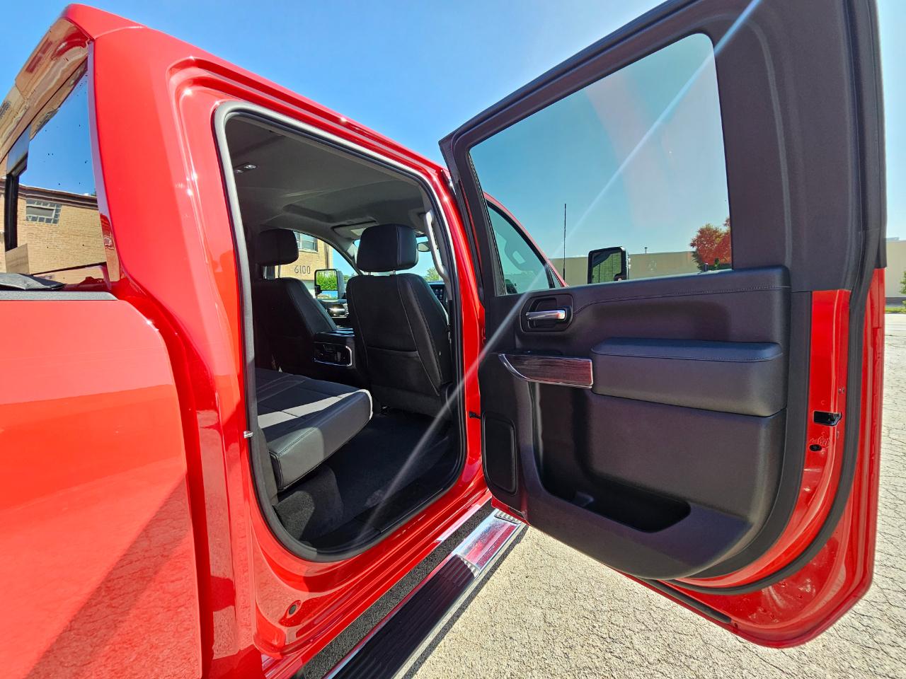 Chevrolet Silverado 2500HD 4WD Crew Cab 159" LTZ 2023