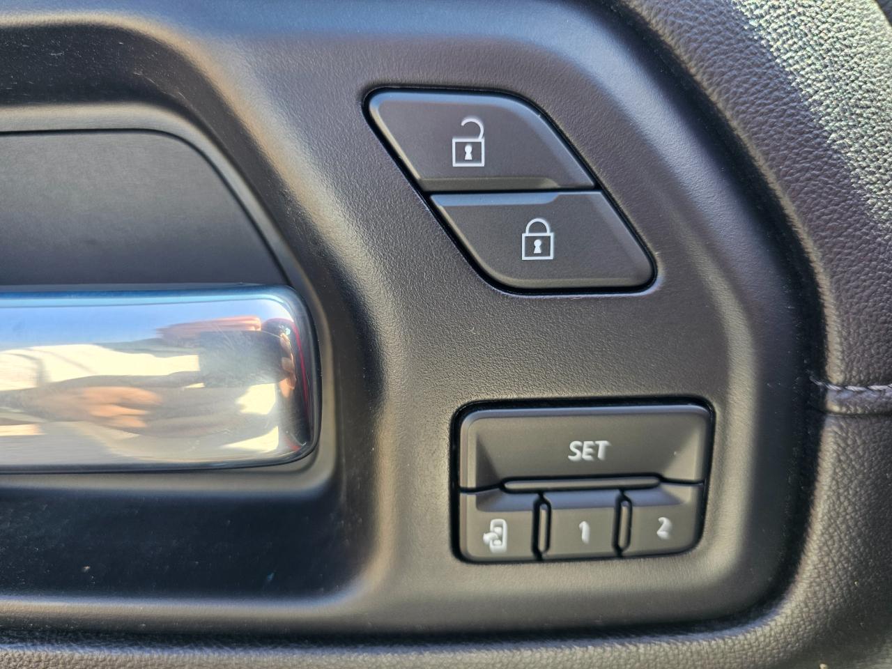 Chevrolet Silverado 2500HD 4WD Crew Cab 159" LTZ 2023