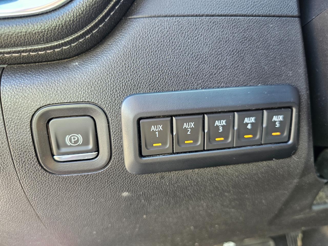 Chevrolet Silverado 2500HD 4WD Crew Cab 159" LTZ 2023