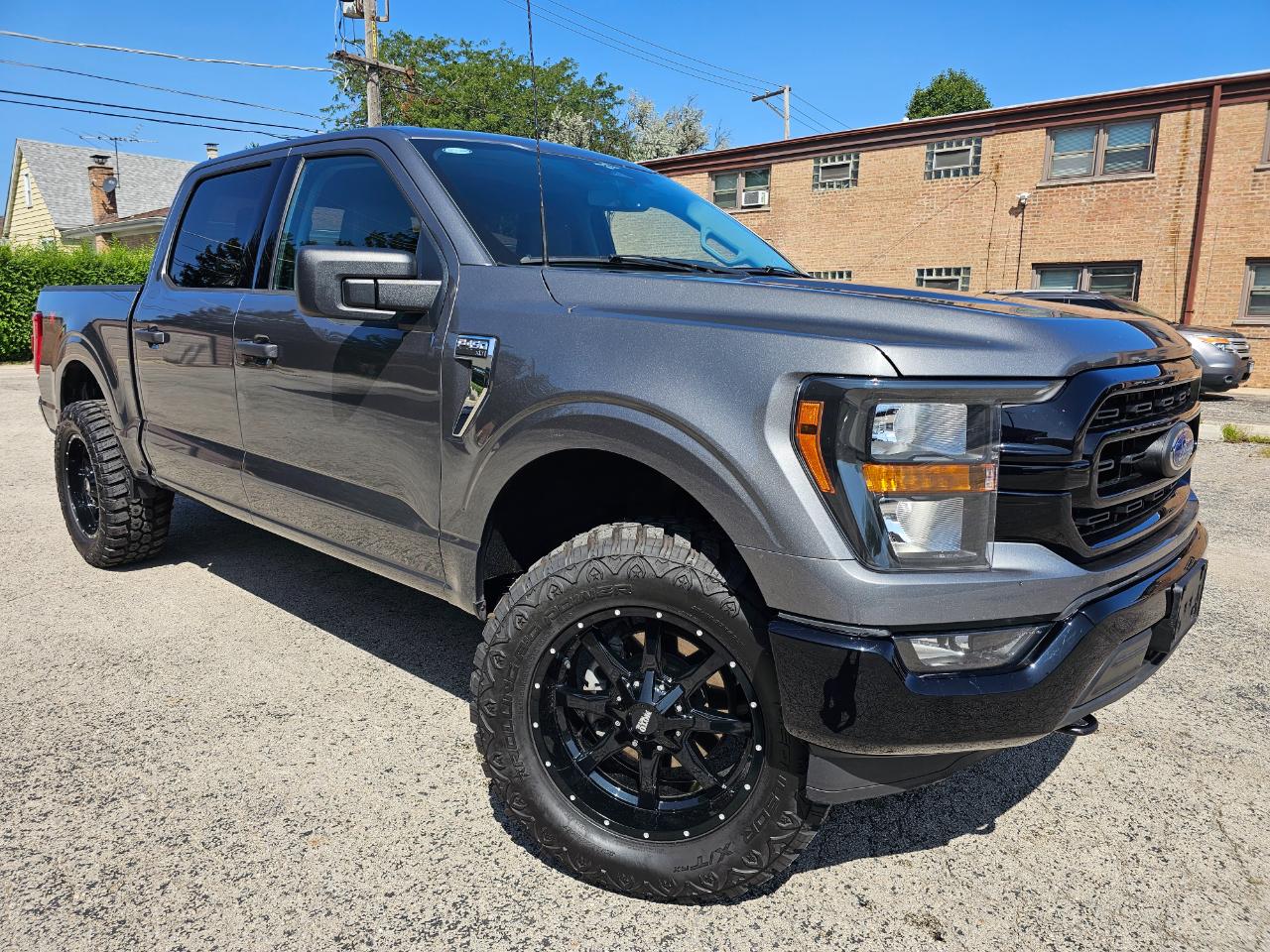 Ford F-150 XLT 4WD SuperCrew 5.5' Box 2023